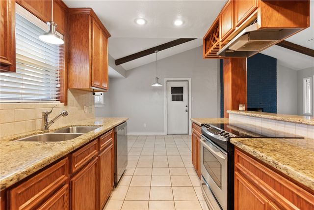 5417 Flynn Pkwy, Corpus Christi, TX 78411