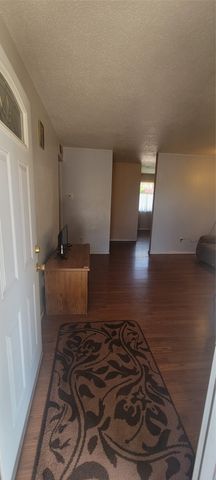 863 Camino Consuelo, Santa Fe, NM 87507