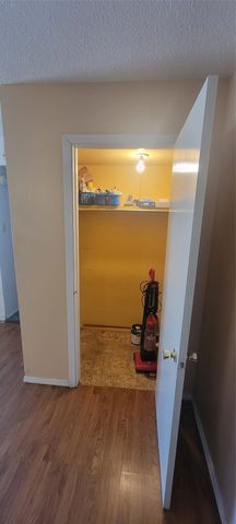 863 Camino Consuelo, Santa Fe, NM 87507
