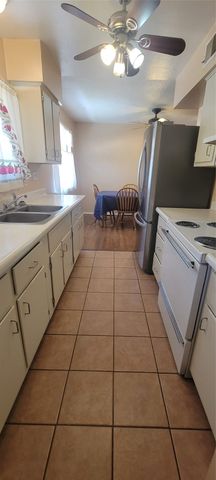 863 Camino Consuelo, Santa Fe, NM 87507