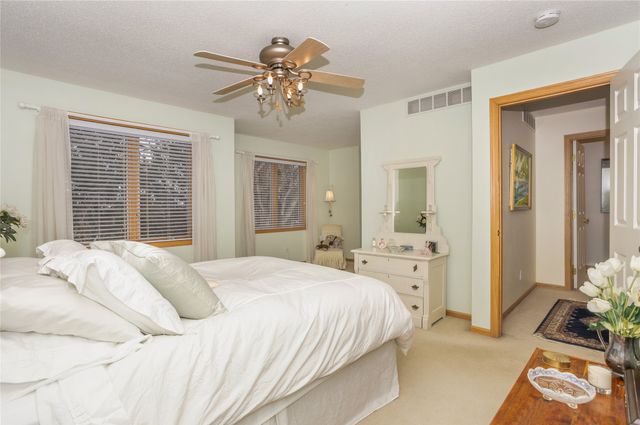 811 Burr Oaks Drive 703, West Des Moines, IA 50266