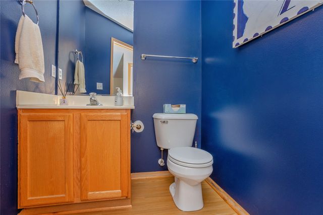 811 Burr Oaks Drive 703, West Des Moines, IA 50266