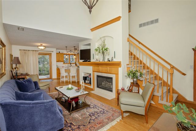 811 Burr Oaks Drive 703, West Des Moines, IA 50266