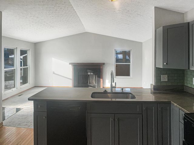 456 Saint Thomas Drive, Westerville, OH 43081