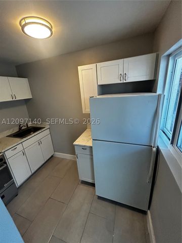 1140 NW 1st Pl 2, Miami, FL 33136