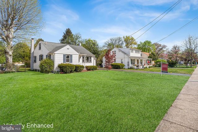 2026 BURLINGTON AVE, Delanco, NJ 08075