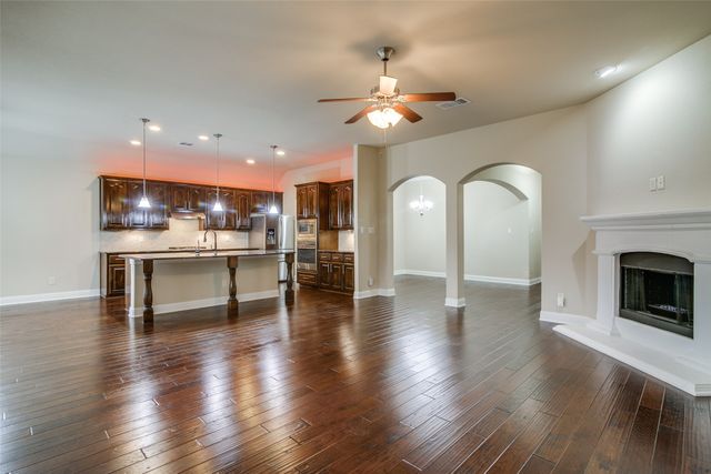 691 Kensington Place, Fate, TX 75189