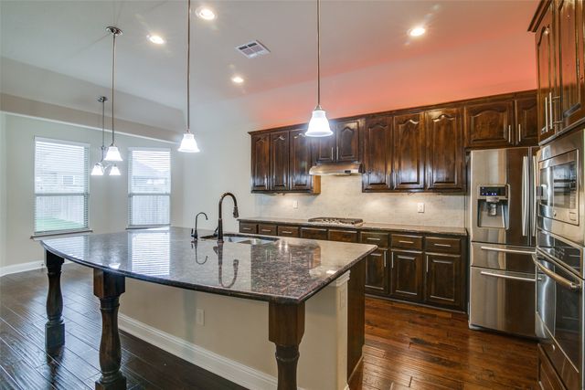 691 Kensington Place, Fate, TX 75189
