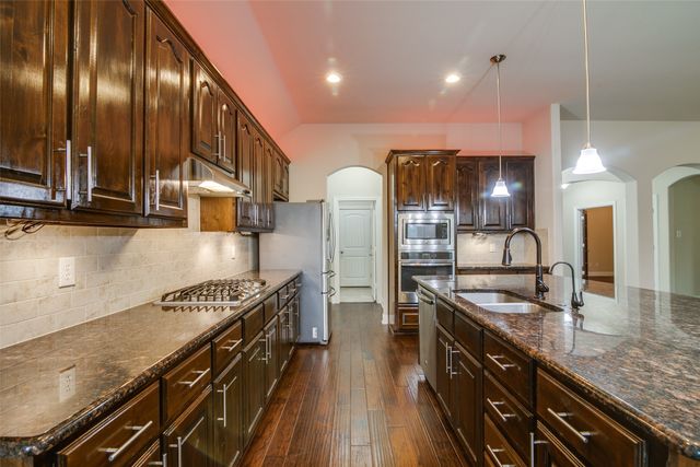 691 Kensington Place, Fate, TX 75189