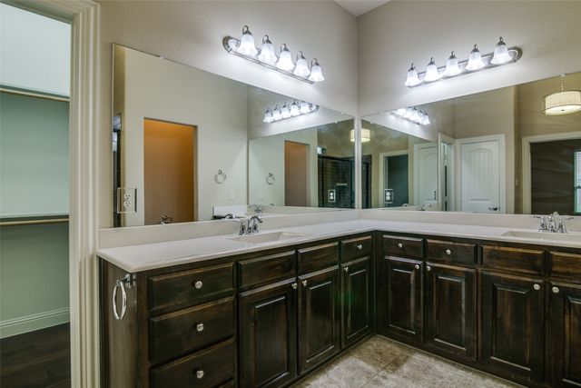 691 Kensington Place, Fate, TX 75189