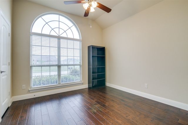 691 Kensington Place, Fate, TX 75189