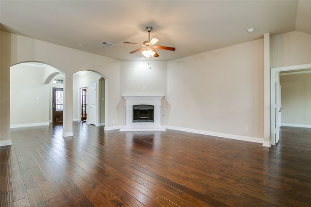691 Kensington Place, Fate, TX 75189
