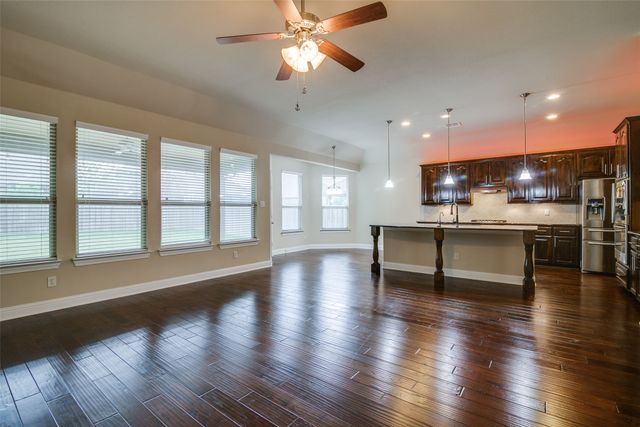 691 Kensington Place, Fate, TX 75189