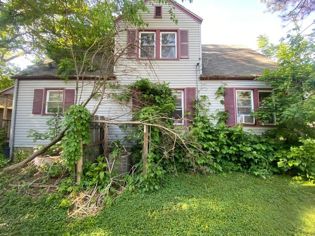 601 S Henrietta Avenue, Rockford, IL 61102