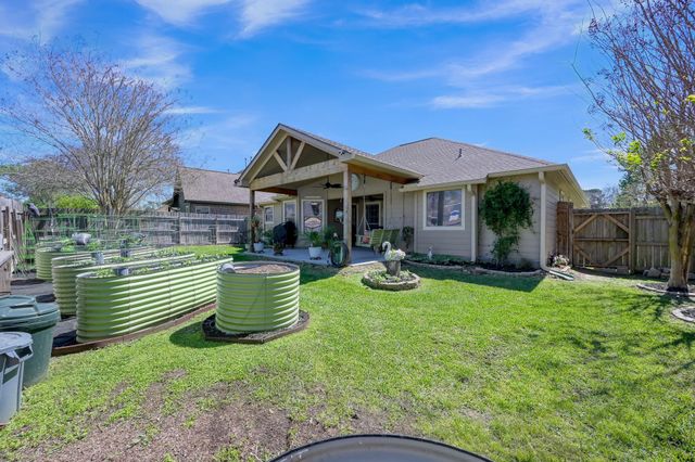 7034 Pleasure Lake Drive, Willis, TX 77318