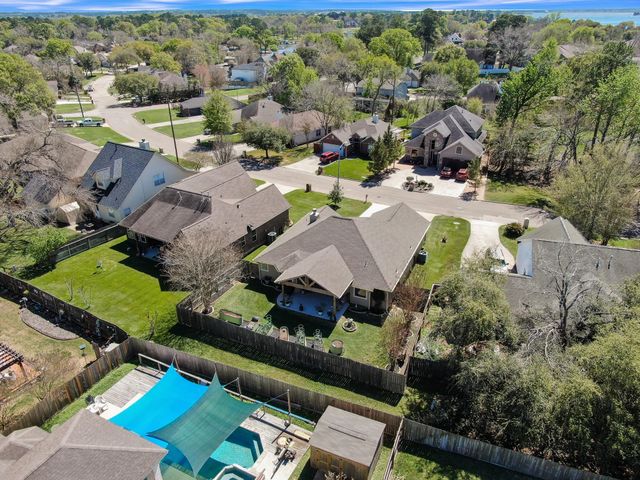 7034 Pleasure Lake Drive, Willis, TX 77318