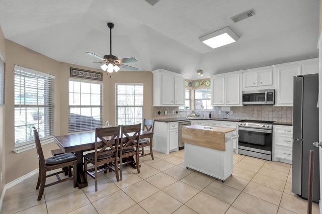 7034 Pleasure Lake Drive, Willis, TX 77318