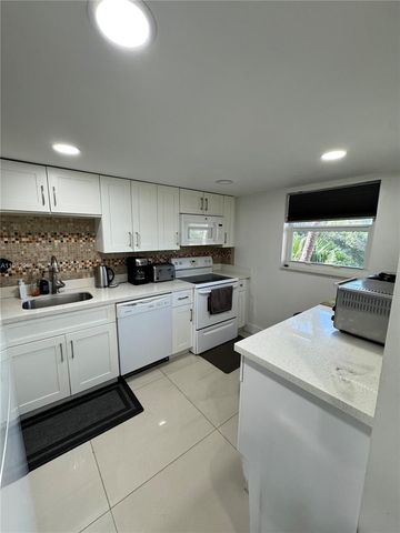 10110 Boca Entrada Blvd 305, Boca Raton, FL 33428