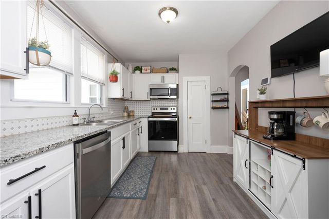 4770 New Walkertown Road, Walkertown, NC 27051