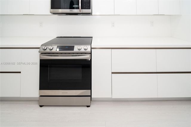 19707 Turnberry Way 18C, Aventura, FL 33180