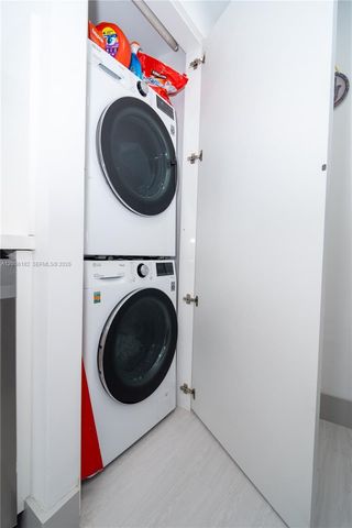 19707 Turnberry Way 18C, Aventura, FL 33180