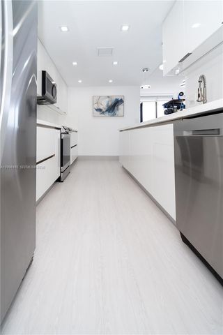 19707 Turnberry Way 18C, Aventura, FL 33180