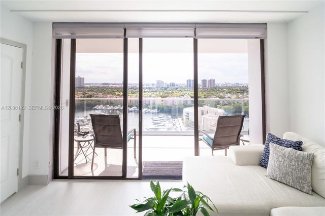 19707 Turnberry Way 18C, Aventura, FL 33180