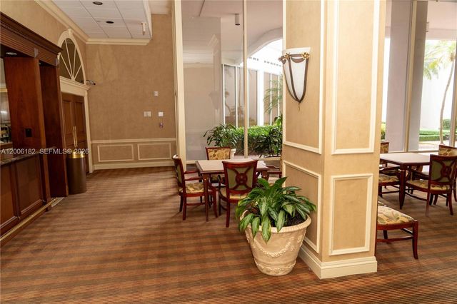 19707 Turnberry Way 18C, Aventura, FL 33180