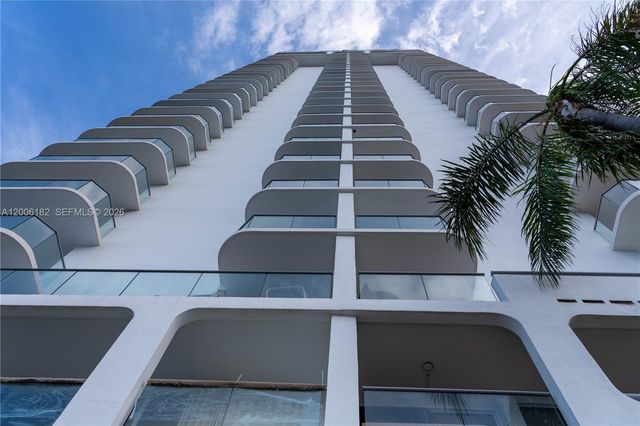 19707 Turnberry Way 18C, Aventura, FL 33180