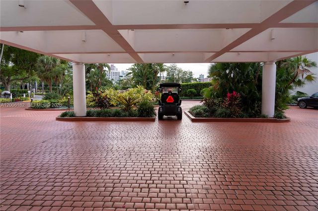 19707 Turnberry Way 18C, Aventura, FL 33180