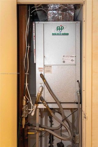 19707 Turnberry Way 18C, Aventura, FL 33180