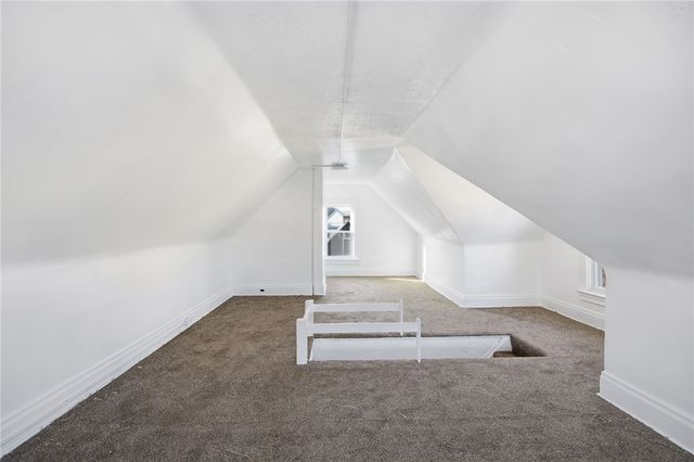 212 Comrie Ave, Braddock, PA 15104