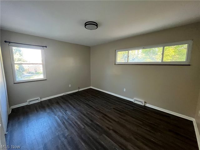 1560 Wagar, Rocky River, OH 44116