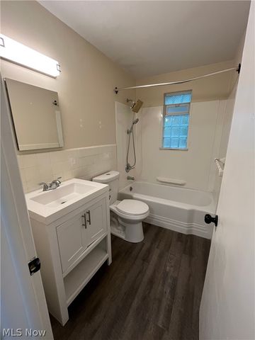 1560 Wagar, Rocky River, OH 44116