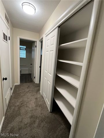 1560 Wagar, Rocky River, OH 44116