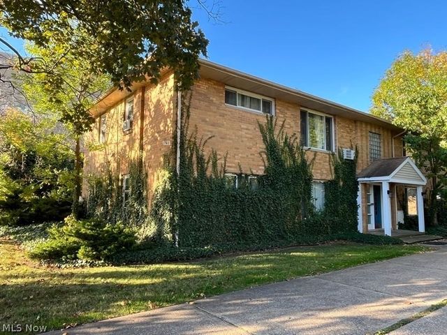 1560 Wagar, Rocky River, OH 44116