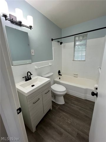 1560 Wagar, Rocky River, OH 44116