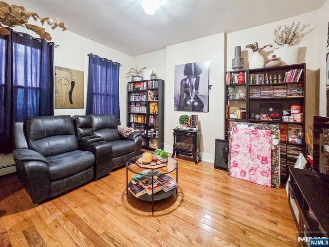 14 48th Street, Weehawken, NJ 07086