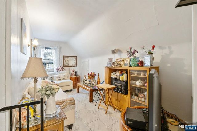 14 48th Street, Weehawken, NJ 07086