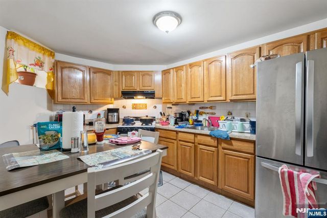 14 48th Street, Weehawken, NJ 07086
