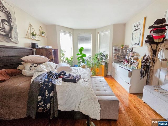 14 48th Street, Weehawken, NJ 07086