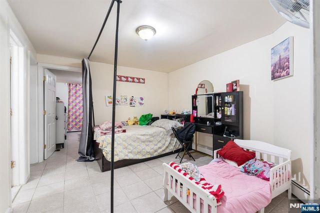 14 48th Street, Weehawken, NJ 07086