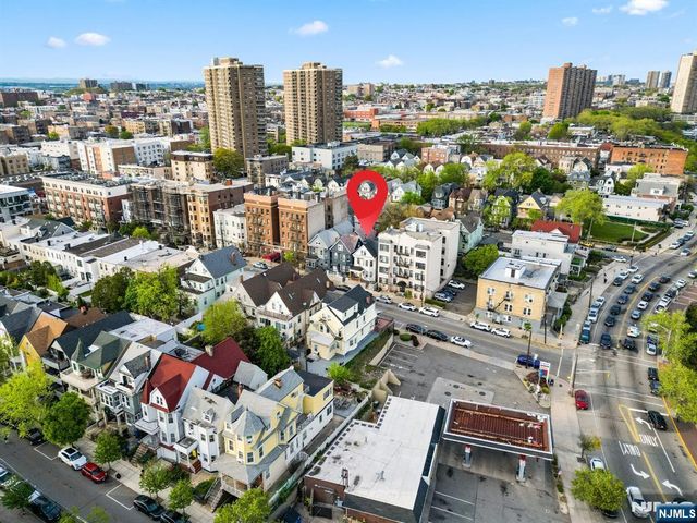 14 48th Street, Weehawken, NJ 07086