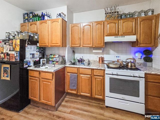 14 48th Street, Weehawken, NJ 07086