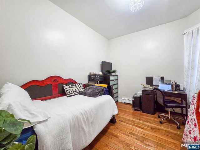 14 48th Street, Weehawken, NJ 07086