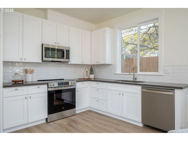 101 Ne 78th Ave, Portland, OR 97213