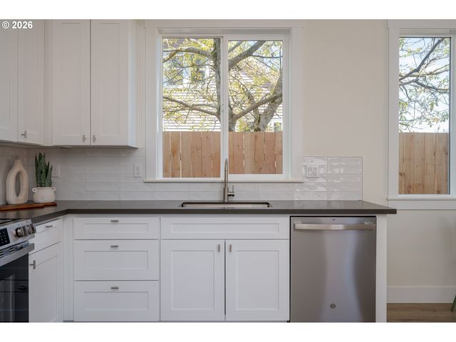 101 Ne 78th Ave, Portland, OR 97213