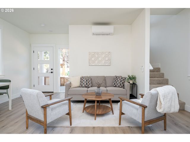 101 Ne 78th Ave, Portland, OR 97213