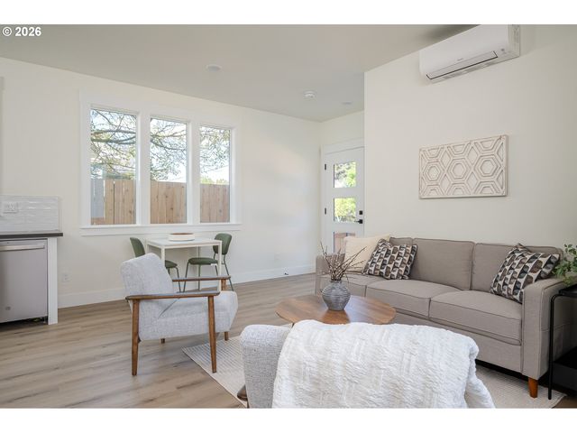 101 Ne 78th Ave, Portland, OR 97213