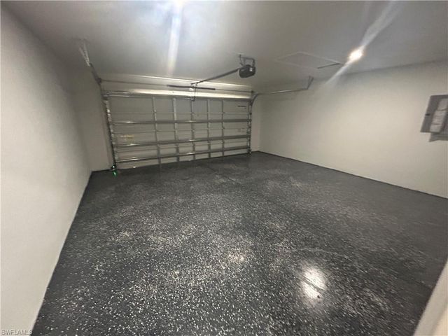3804 NE 9th PL, Cape Coral, FL 33909